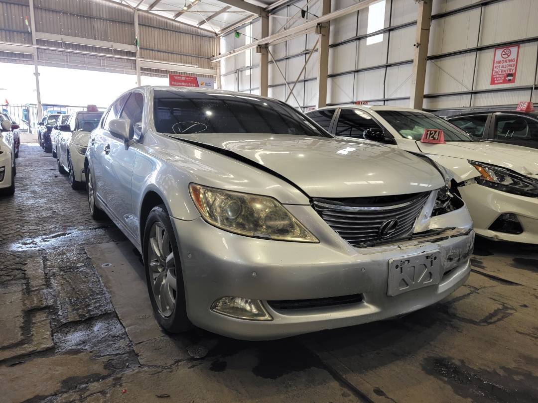 2008 LEXUS LS 460 — 161094 Miles — Lot 84117744 — Main - Marhaba Auctions Used Cars - Image 4