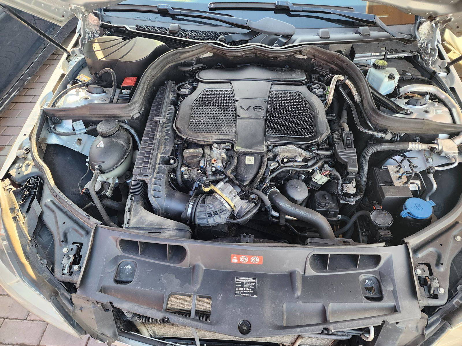 2014 MERCEDES BENZ C300 — 199565 Miles — Lot 75142223 - Marhaba Auctions Used Cars - Image 8