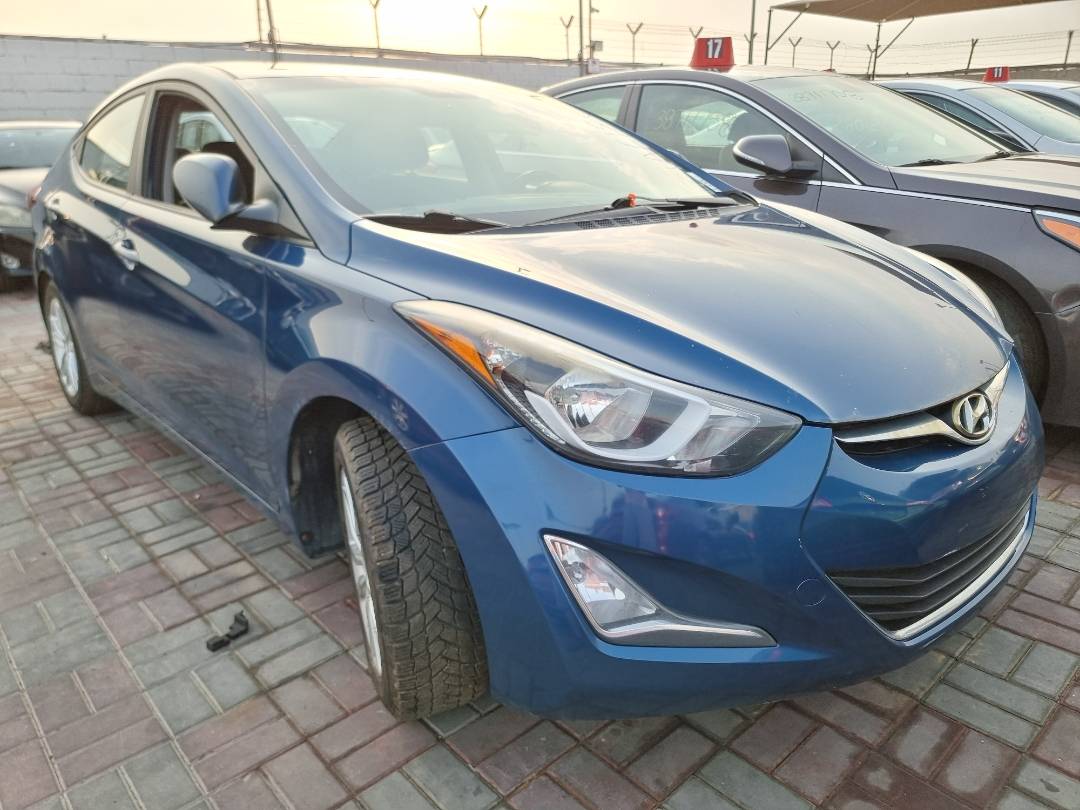 2015 HYUNDAI ELANTRA — 173264 KM — Lot 386195 — Souq - Marhaba Auctions Used Cars - Image 4