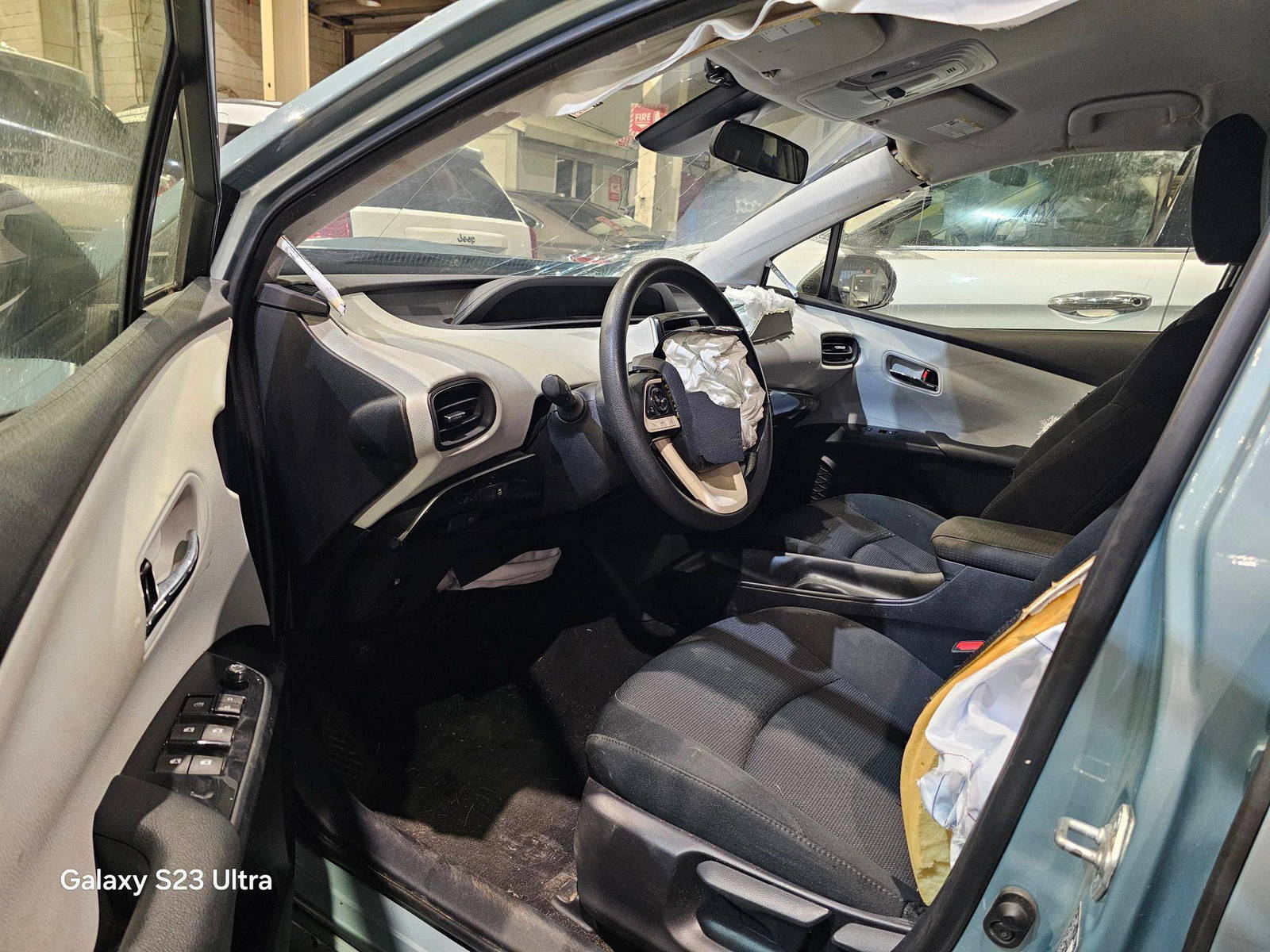 TOYOTA PRIUS 2017 - Marhaba Auction Used Cars - Image 8