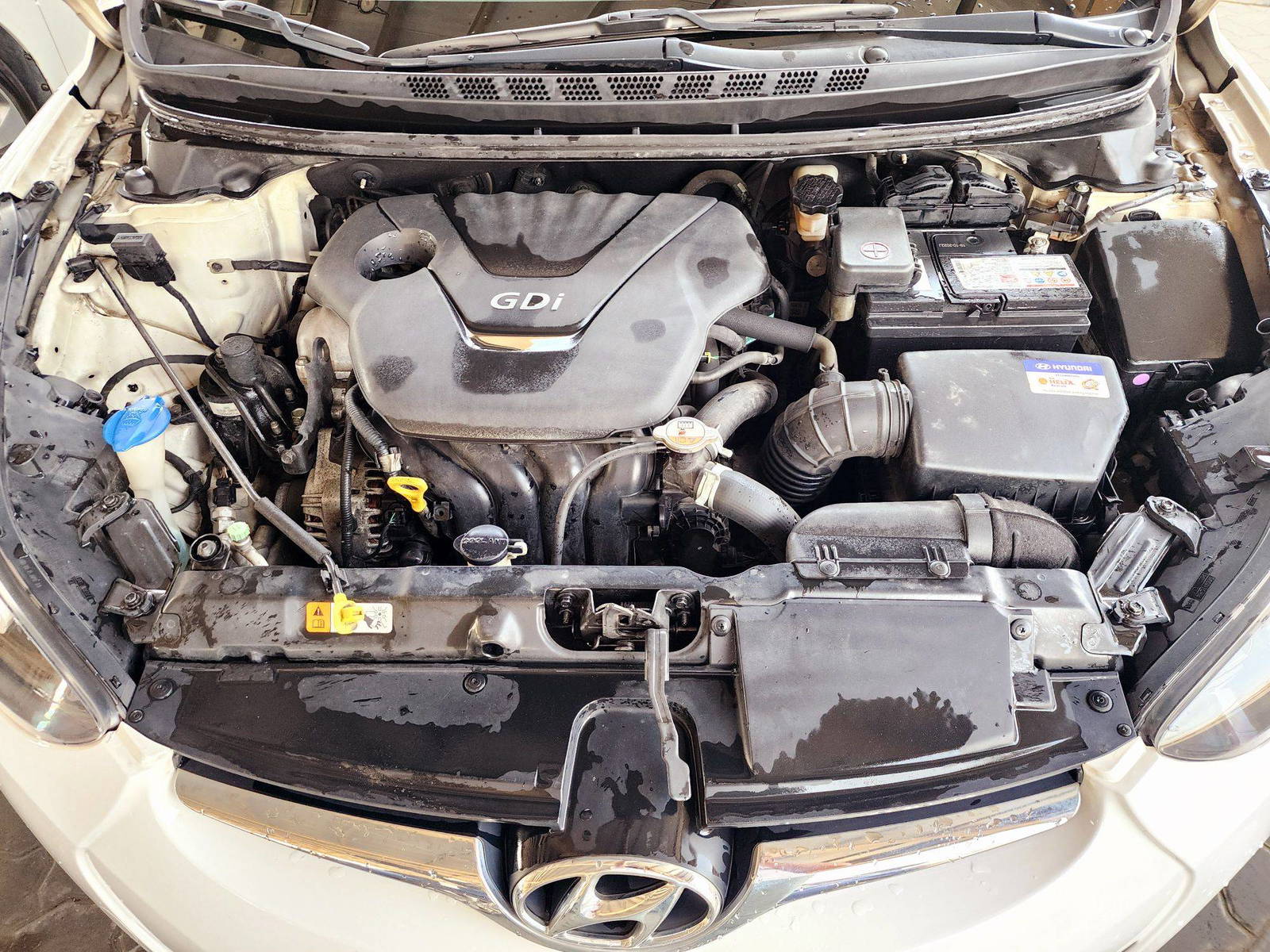 2014 HYUNDAI AVANTE — 192390 KM — Lot 059189 — Souq - Marhaba Auctions Used Cars - Image 11