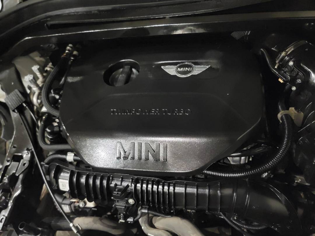 2019 MINI COOPER — 29344 Miles — Lot E97445 - Marhaba Auctions Used Cars - Image 10