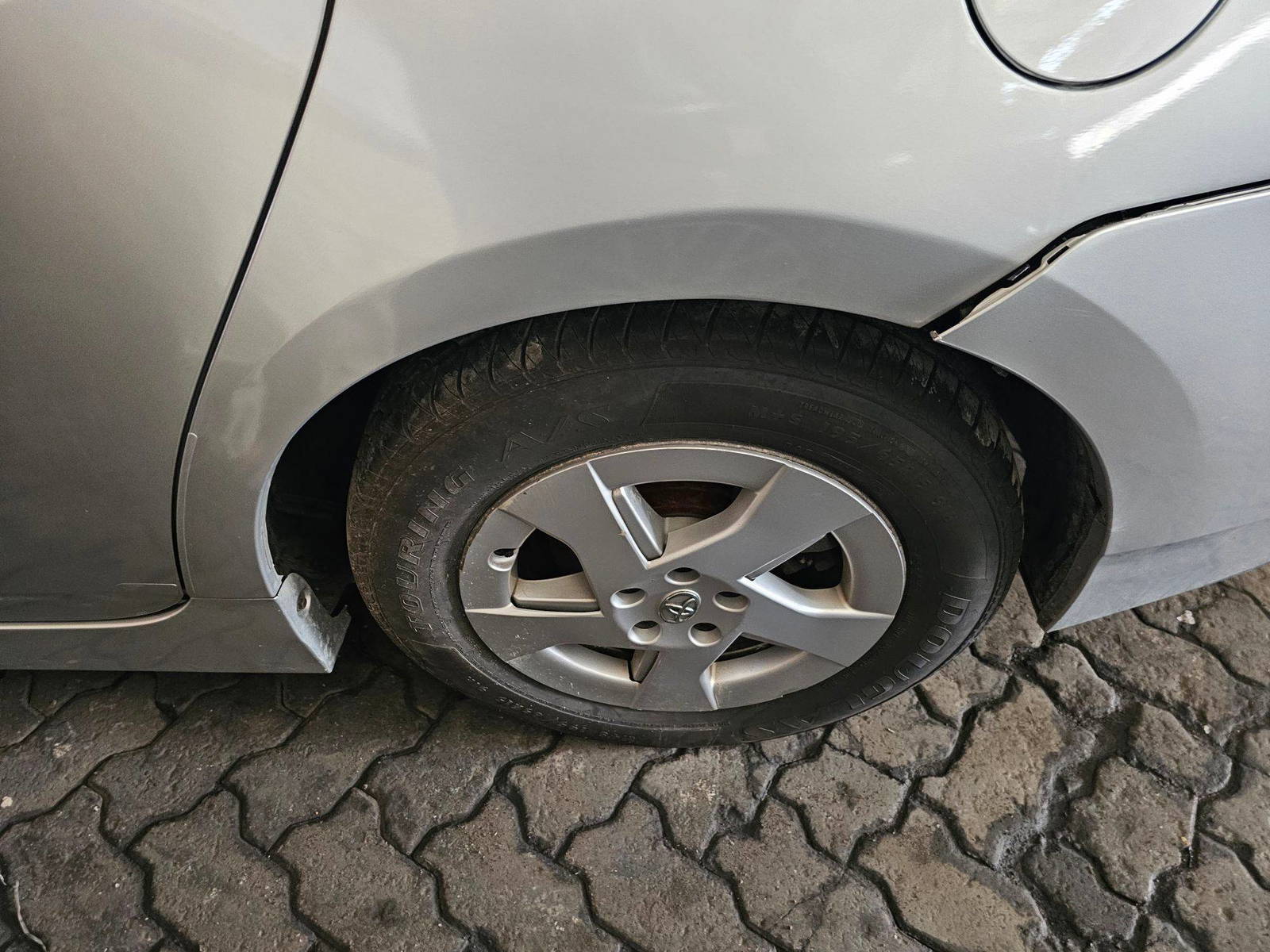 2010 TOYOTA PRIUS — 186614 Miles — Lot A0162824 — Main - Marhaba Auctions Used Cars - Image 6