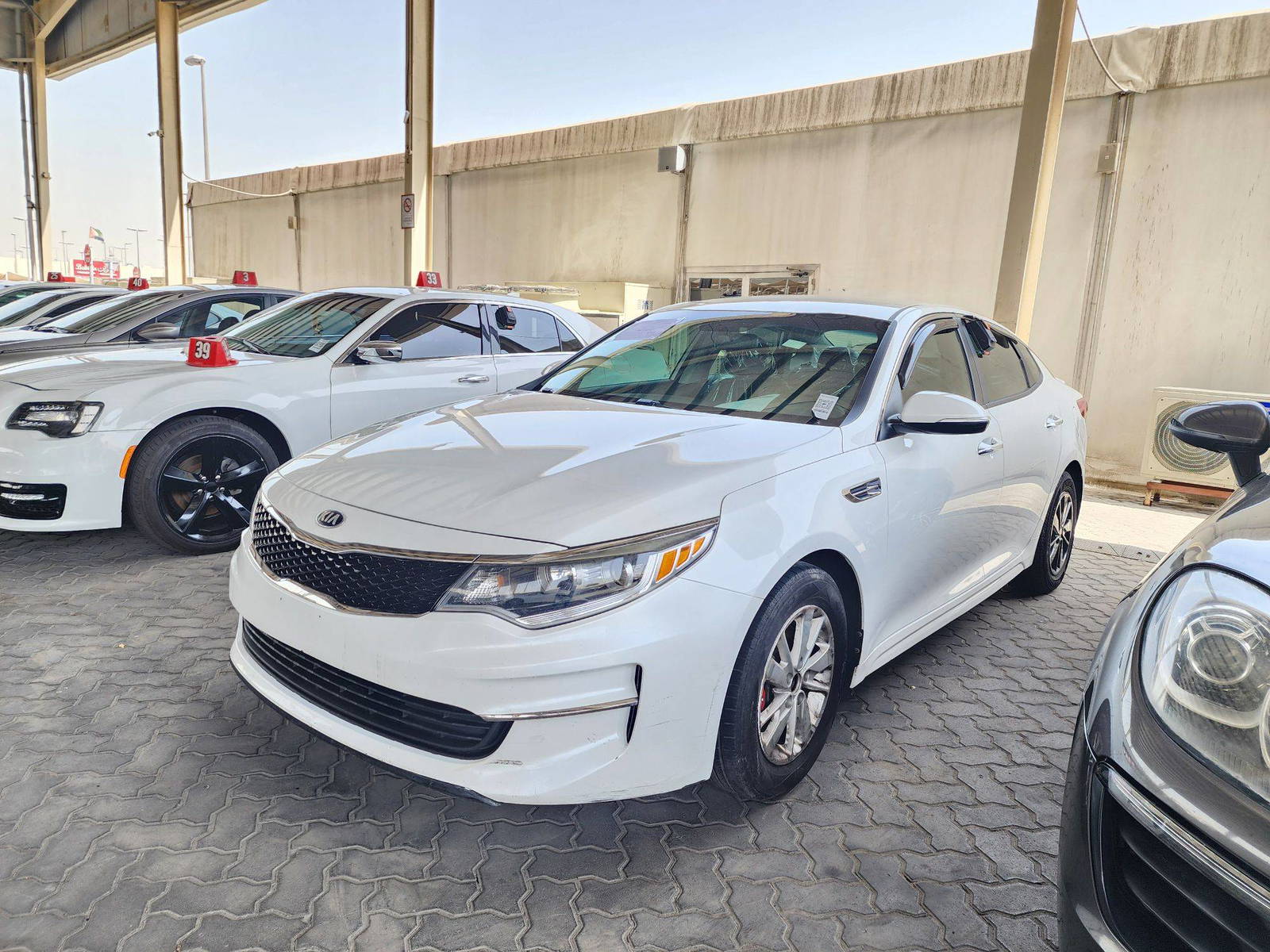2017 KIA OPTIMA — 161597 Miles — Lot HG169678 — Souq - Marhaba Auctions Used Cars - Image 3