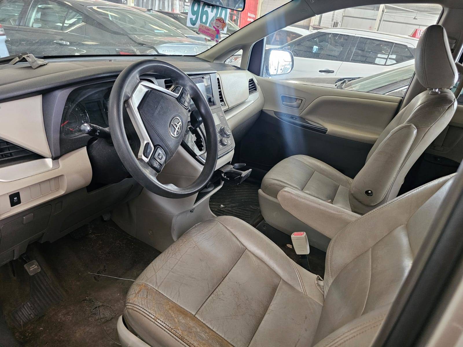 TOYOTA SIENNA 2016 - Marhaba Auction Used Cars - Image 9