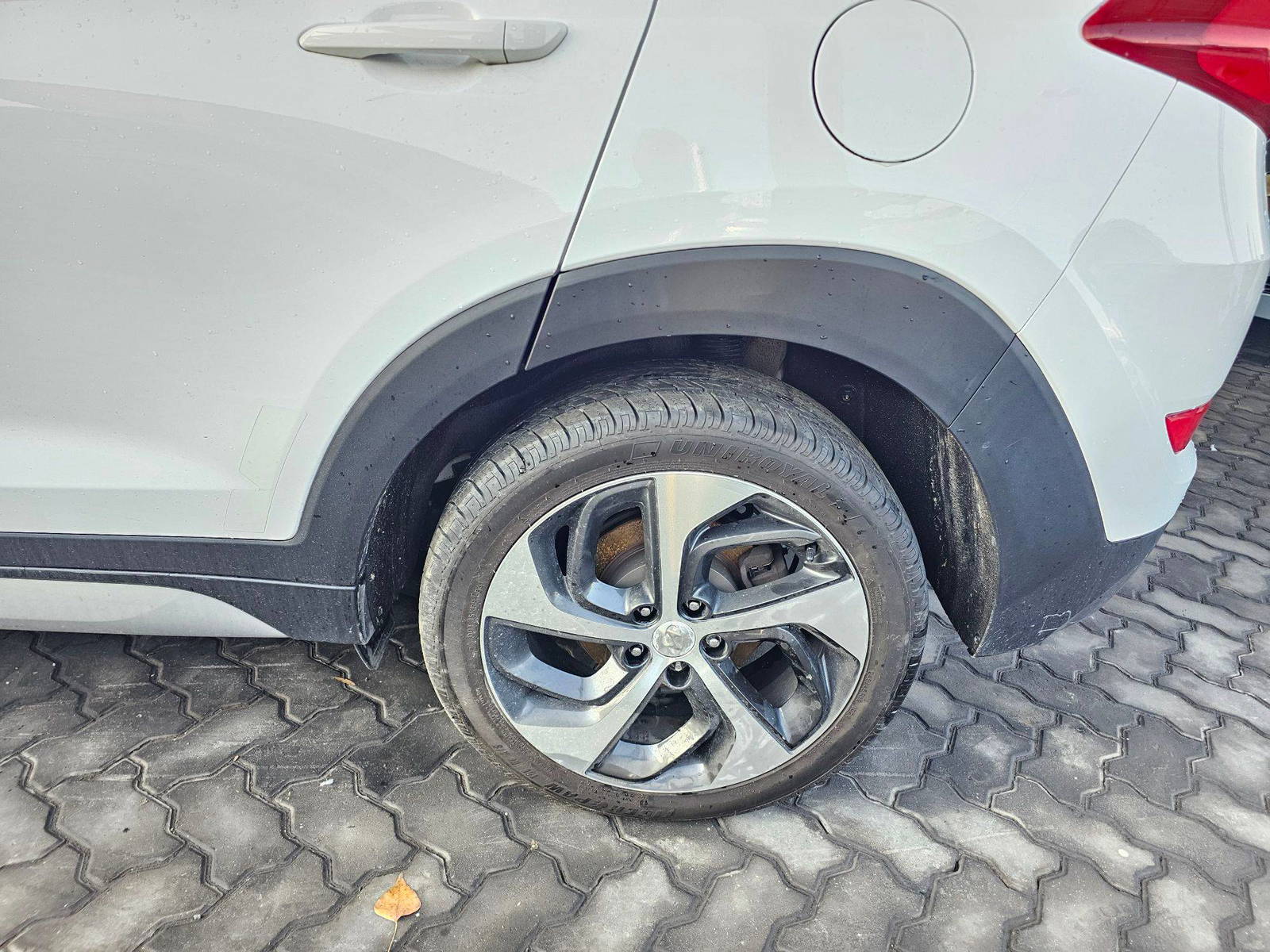 HYUNDAI TUCSON 2017 - Marhaba Auction Used Cars - Image 10