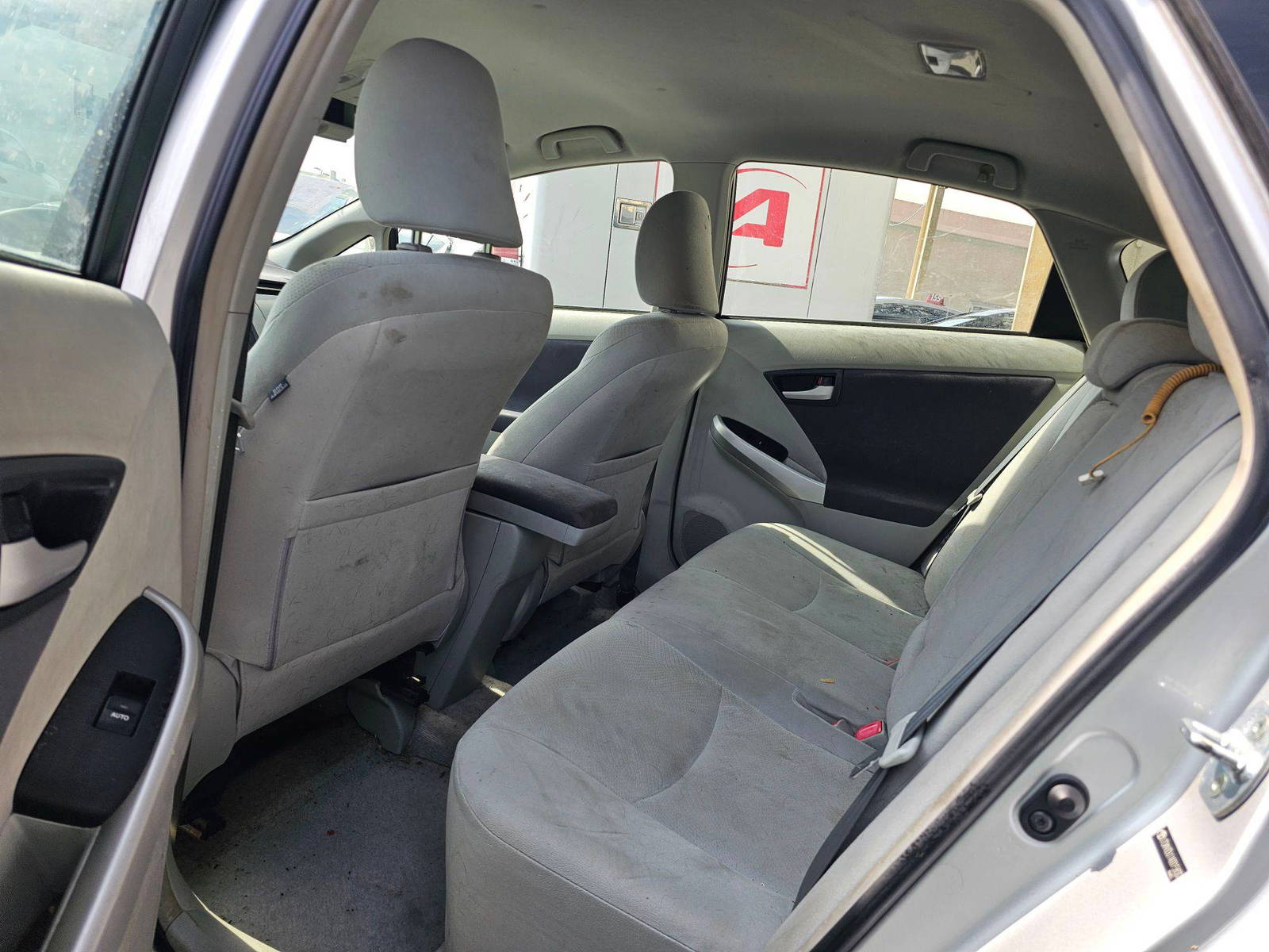 2010 TOYOTA PRIUS — 166877 Miles — Lot U1A0015830 — Souq - Marhaba Auctions Used Cars - Image 7