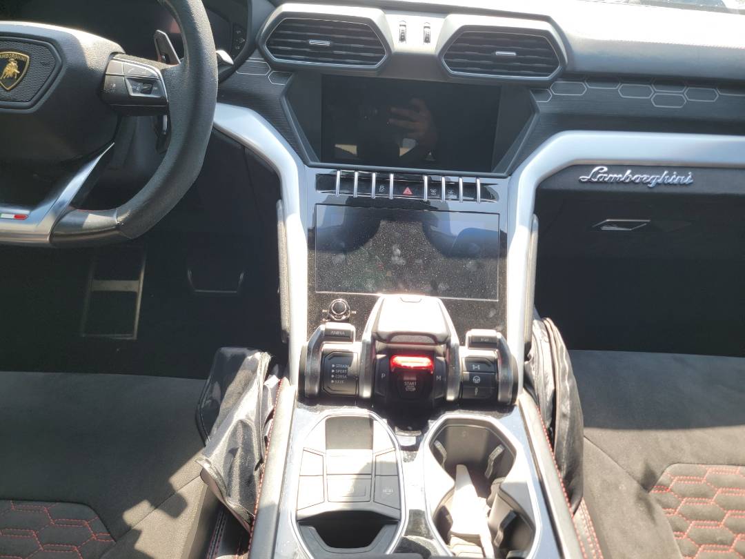2018 LAMBORGINI URUS — 82077 KM — Lot 2242 — Main - Marhaba Auctions Used Cars - Image 11