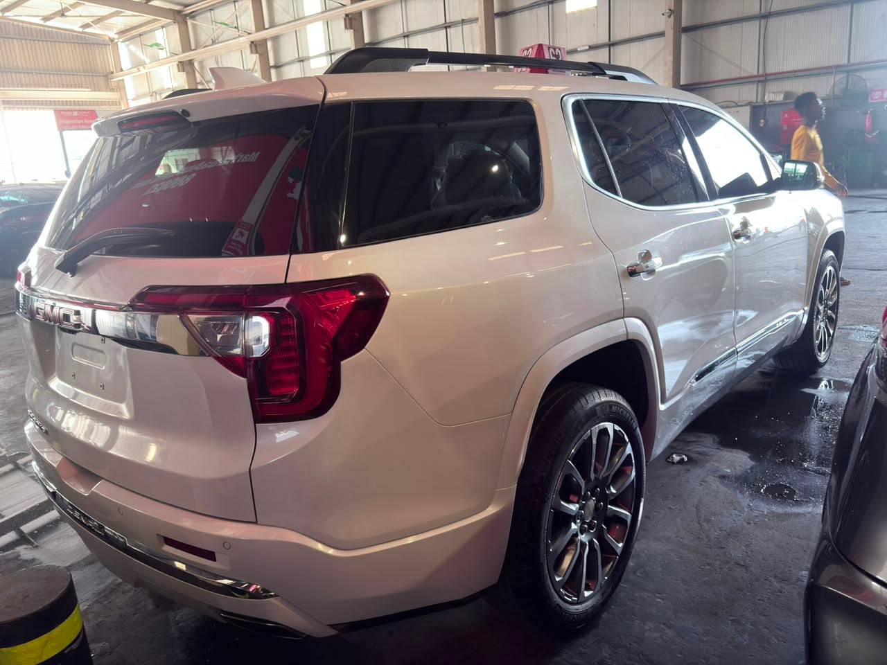2023 GMC ACADIA — 36992 Miles — Lot Z129336 - Marhaba Auctions Used Cars - Image 6