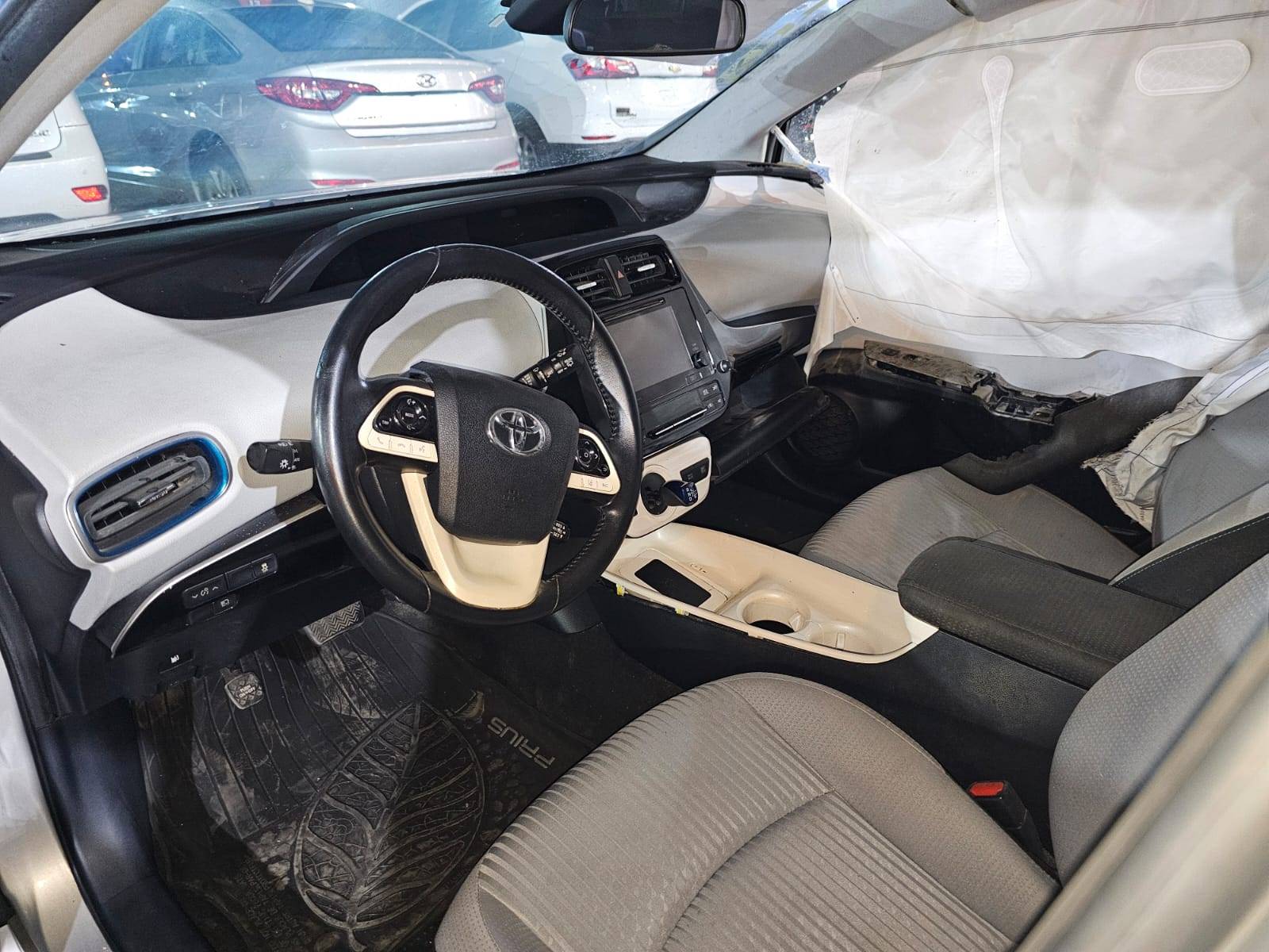 TOYOTA PRIUS 2017 - Marhaba Auction Used Cars - Image 13