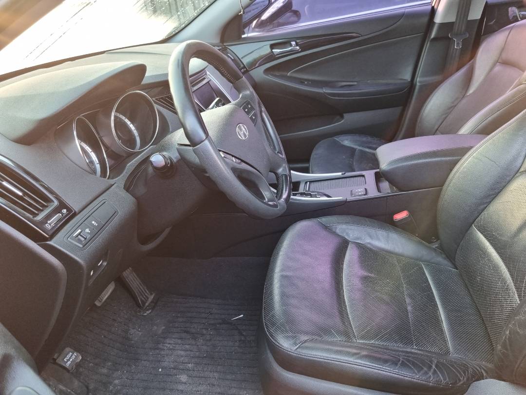 HYUNDAI SONATA 2010 - Marhaba Auction Used Cars - Image 8