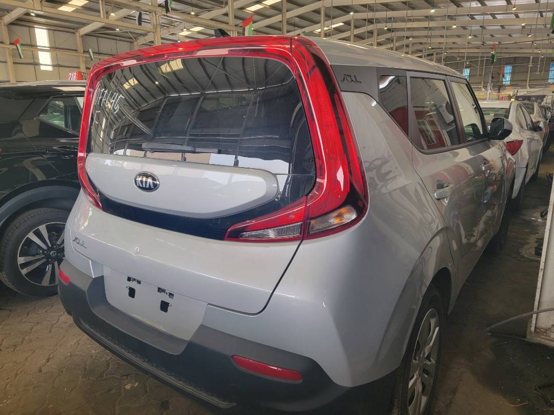 2020 KIA SOUL — 103284 Miles — Lot 077645 — Souq - Marhaba Auctions Used Cars - Image 3