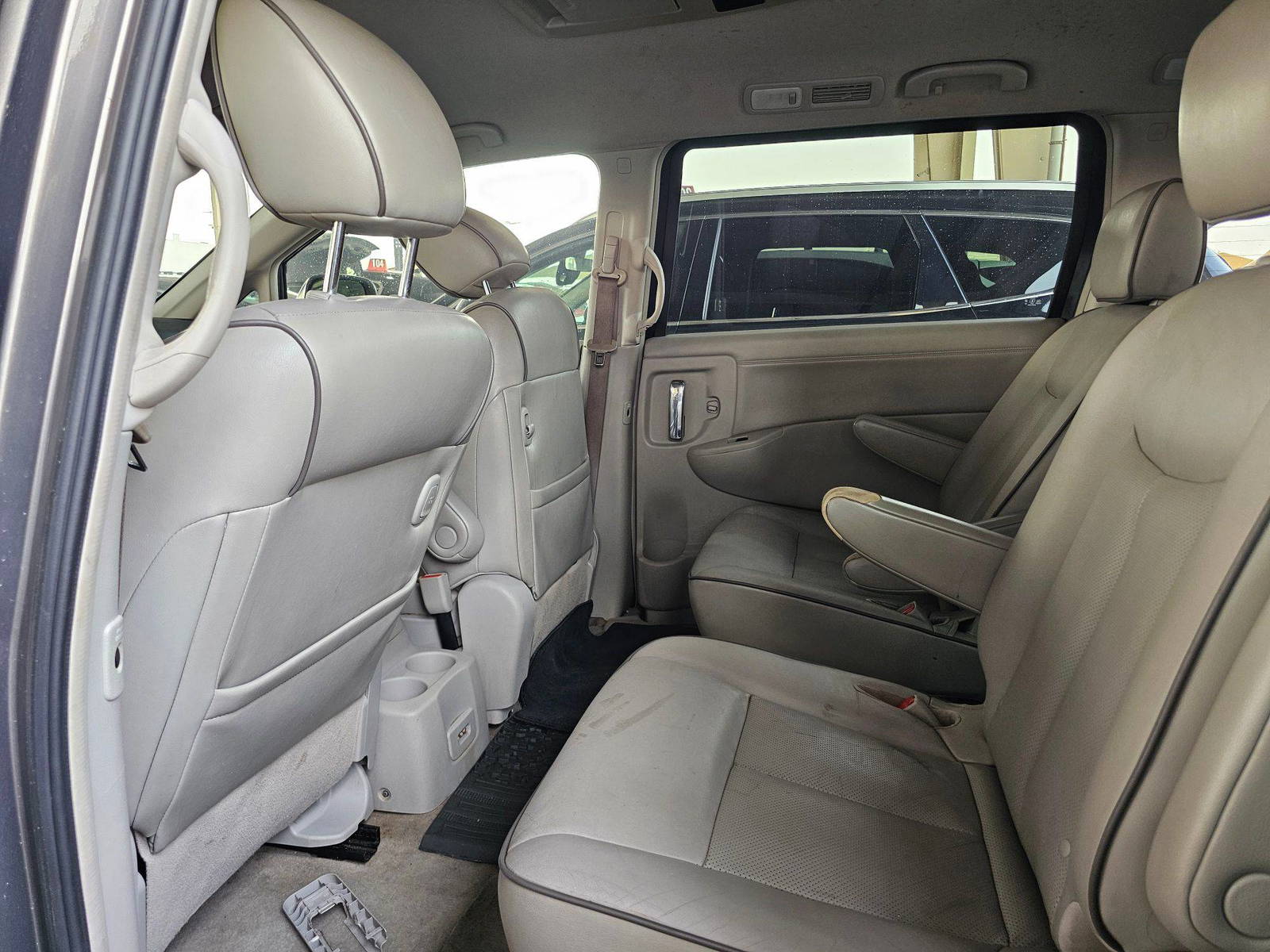 2014 NISSAN QUEST — 224781 Miles — Lot E9104483 — Souq - Marhaba Auctions Used Cars - Image 6