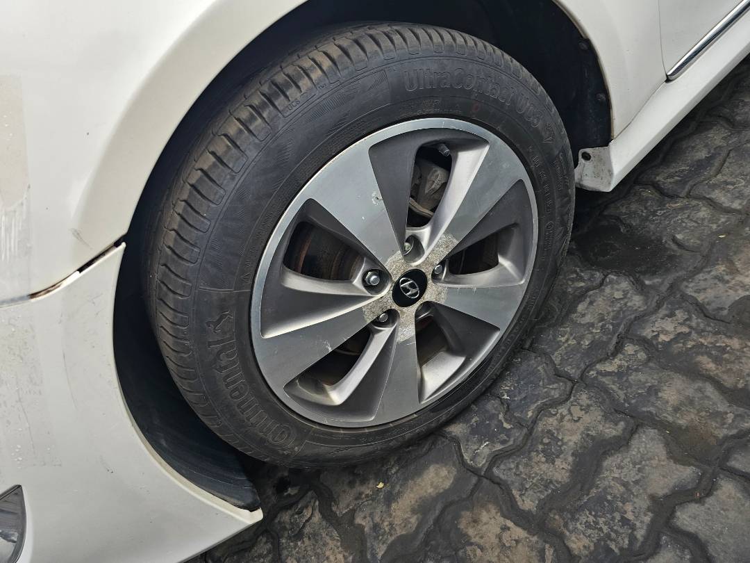 2012 HYUNDAI SONATA — 244115 KM — Lot 052510 — Main - Marhaba Auctions Used Cars - Image 7