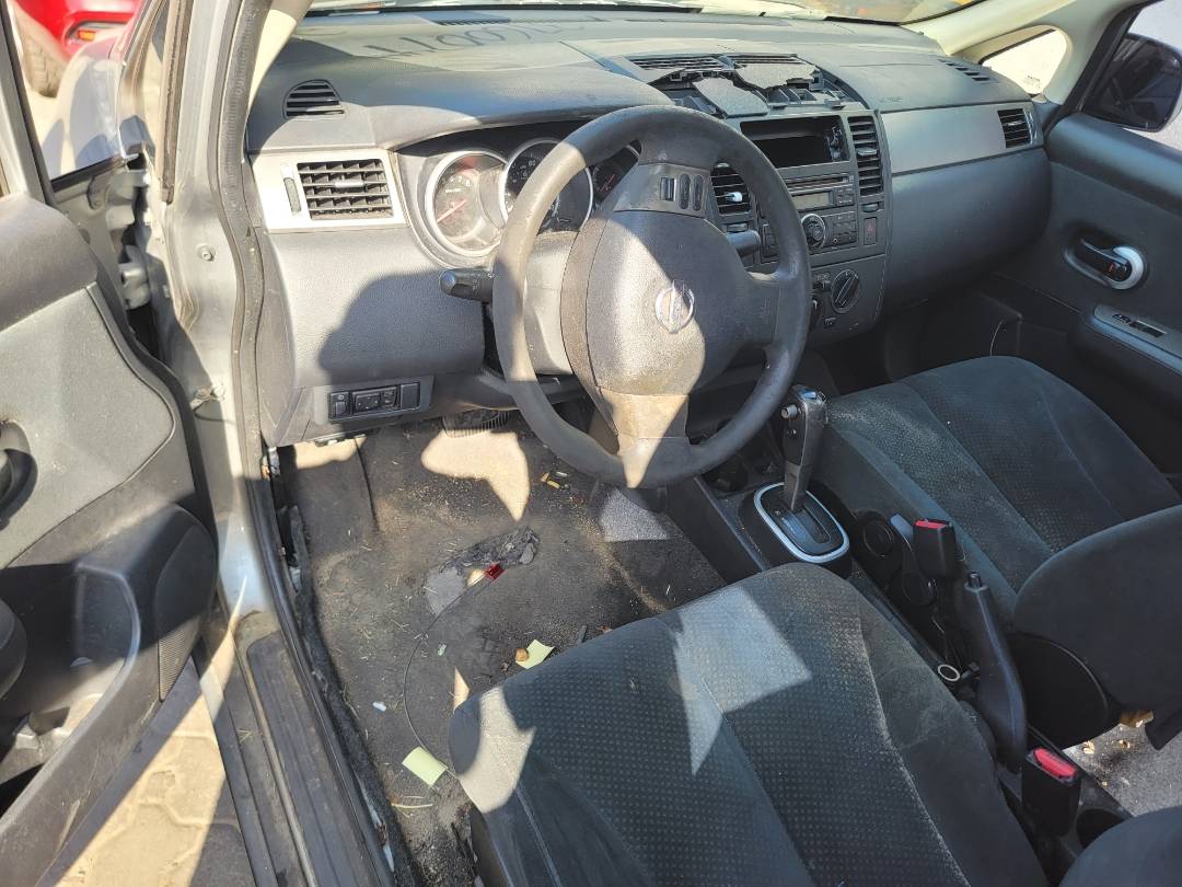 2010 NISSAN VERSA — 285783 Miles — Lot 37600744 - Marhaba Auctions Used Cars - Image 7