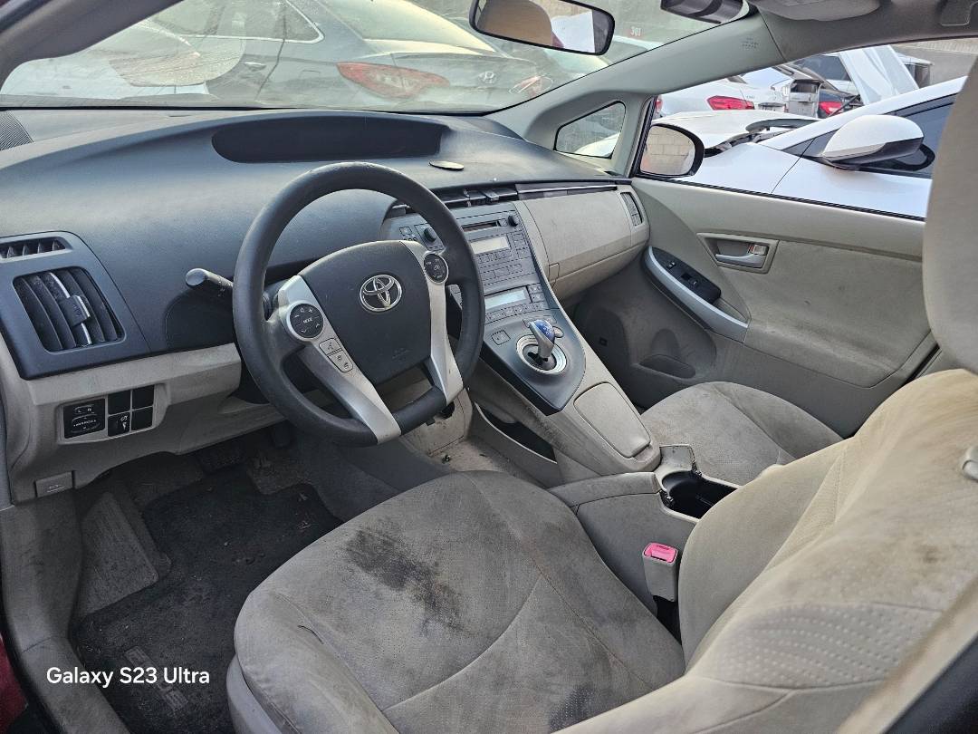 2010 TOYOTA PRIUS — 153676 Miles — Lot 311872 — Main - Marhaba Auctions Used Cars - Image 6