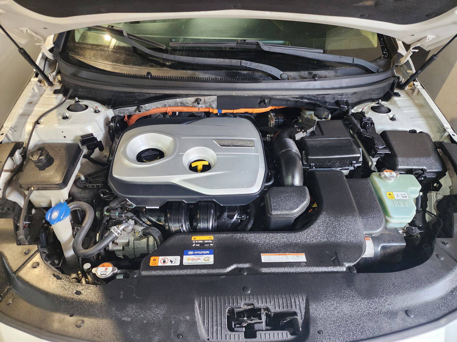 2017 HYUNDAI SONATA — 136747 Miles — Lot 3935252 — Al Quoz - Marhaba Auctions Used Cars - Image 9