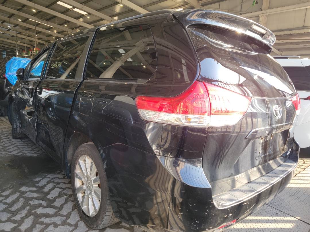 2013 TOYOTA SIENNA — 180751 Miles — Lot S052826 - Marhaba Auctions Used Cars - Image 3