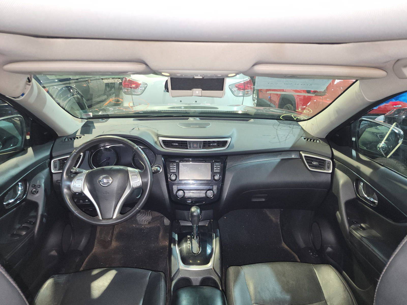 2014 NISSAN ROGUE — 204010 Miles — Lot 853020 — Al Quoz - Marhaba Auctions Used Cars - Image 8