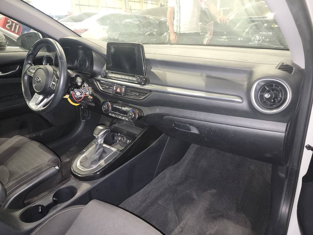 2019 KIA FORTE — 29770 Miles — Lot KE021952 - Marhaba Auctions Used Cars - Image 5