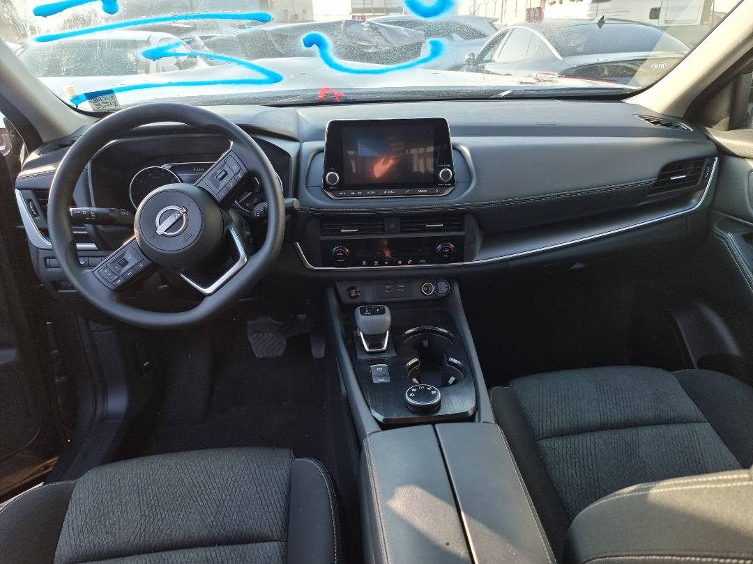2024 NISSAN ROGUE — 20831 Miles — Lot 125478 — Souq - Marhaba Auctions Used Cars - Image 8