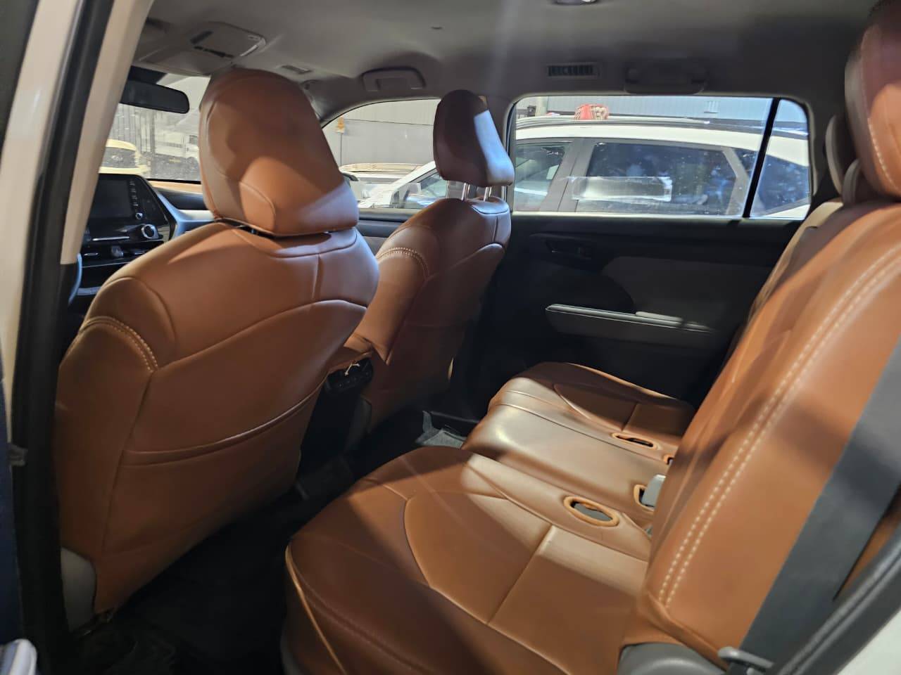 2021 TOYOTA HIGHLANDER — 999999 KM — Lot NS073702 — Main - Marhaba Auctions Used Cars - Image 11