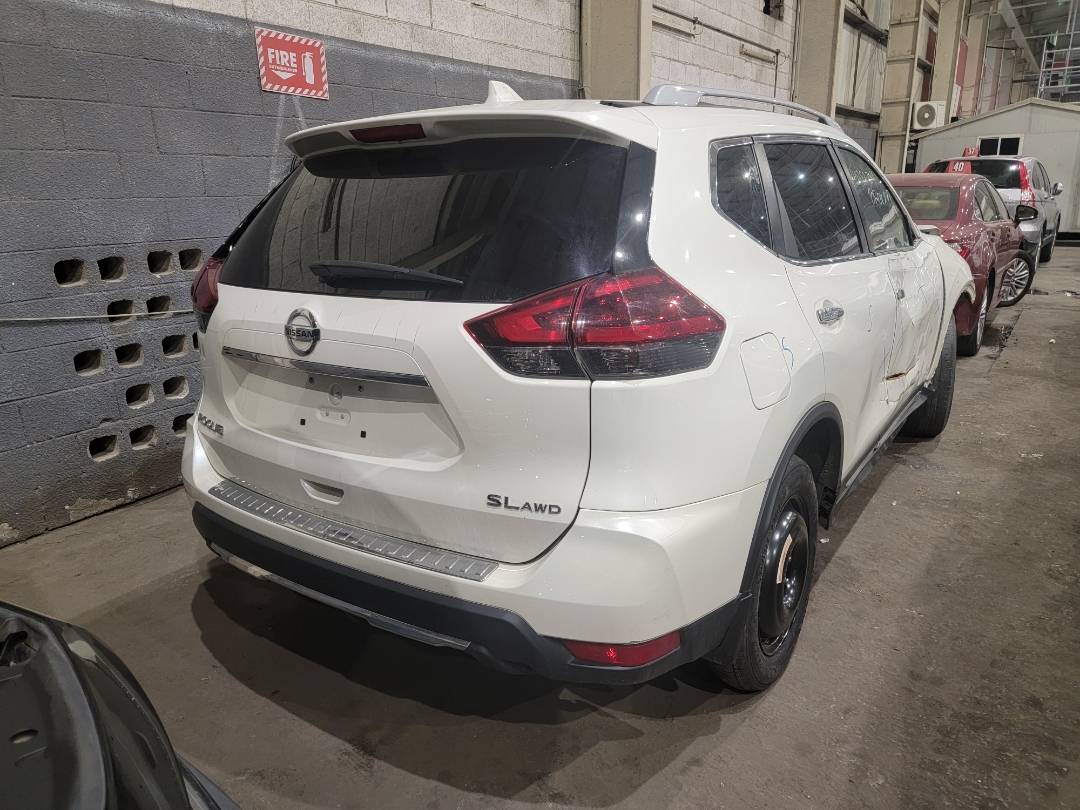2018 NISSAN ROGUE — 107605 Miles — Lot 850240 — Main - Marhaba Auctions Used Cars - Image 4