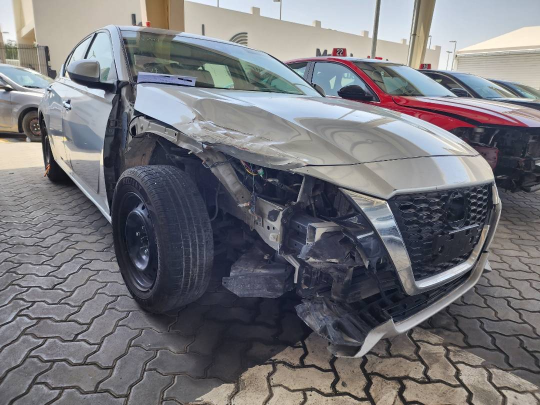 2021 NISSAN ALTIMA — 109802 Miles — Lot 387994 - Marhaba Auctions Used Cars - Image 6