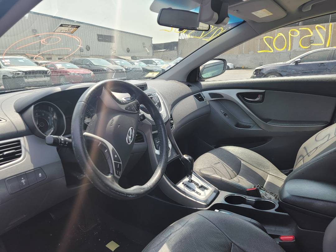 2011 HYUNDAI ELANTRA — 217341 Miles — Lot 42125902 — Main - Marhaba Auctions Used Cars - Image 6