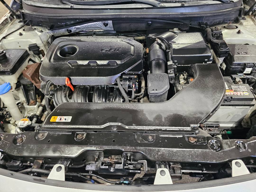 2015 HYUNDAI SONATA — 122851 Miles — Lot H140640 — Main - Marhaba Auctions Used Cars - Image 10