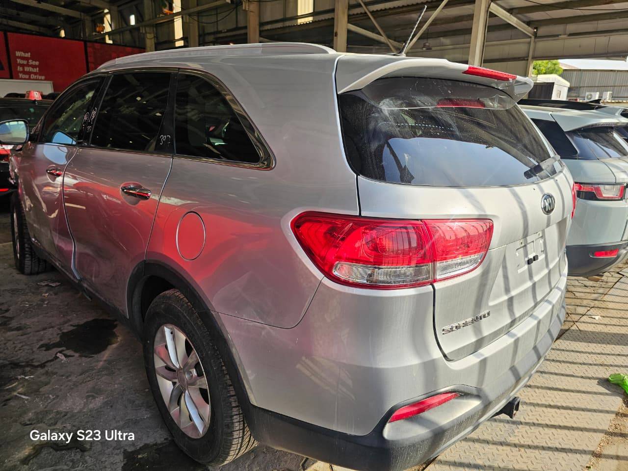 2017 KIA SORENTO — 132592 Miles — Lot 327352 — Main - Marhaba Auctions Used Cars - Image 5