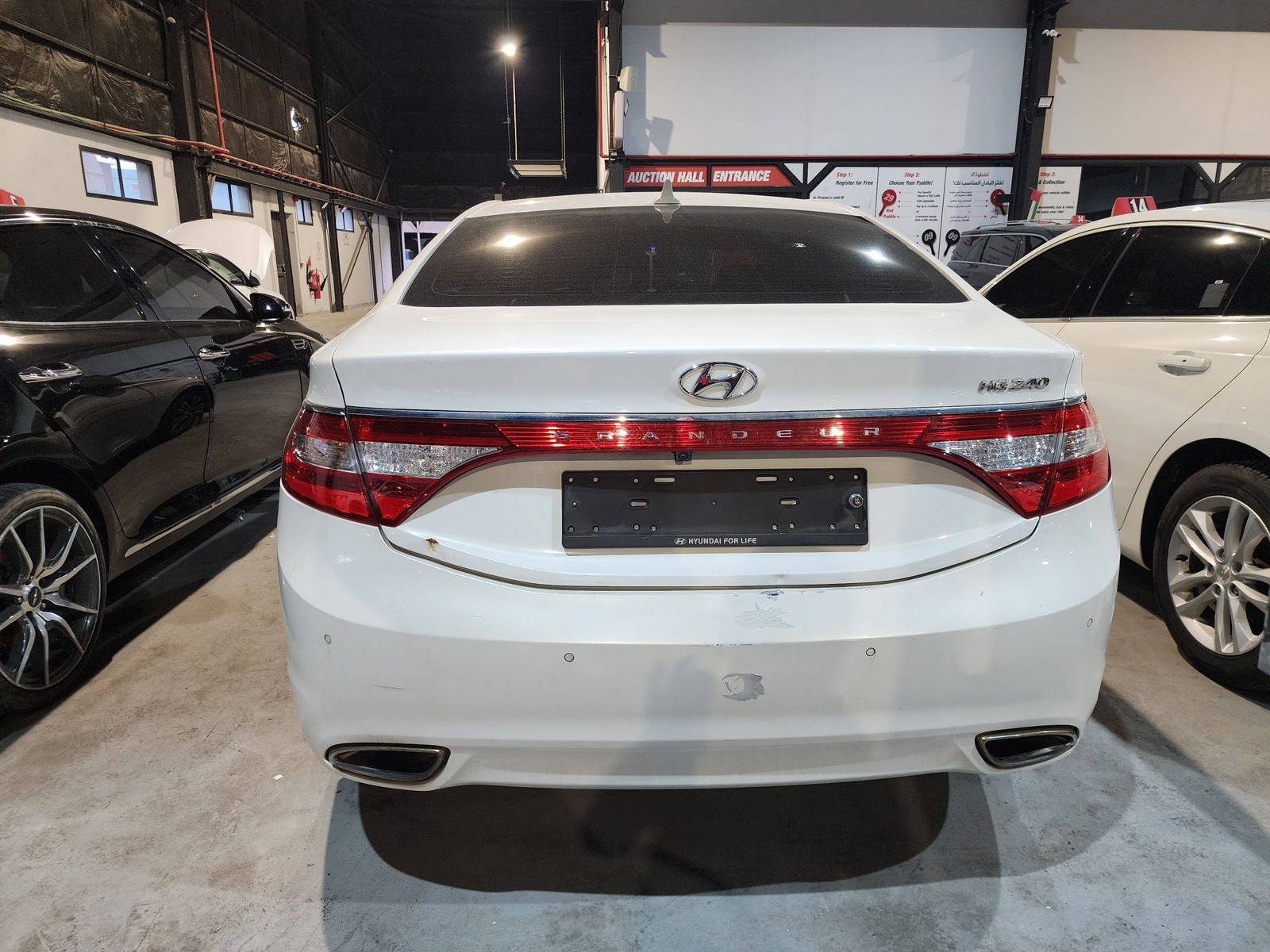 2014 HYUNDAI GRANDEUR — 187585 KM — Lot 332937 — Al Quoz - Marhaba Auctions Used Cars - Image 7
