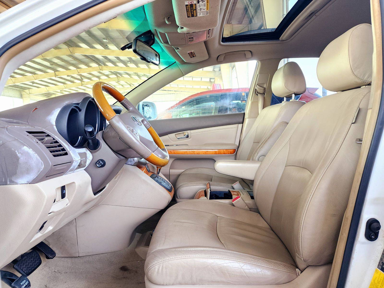2008 LEXUS RX 350 — 156321 Miles — Lot 72061914 — Souq - Marhaba Auctions Used Cars - Image 9