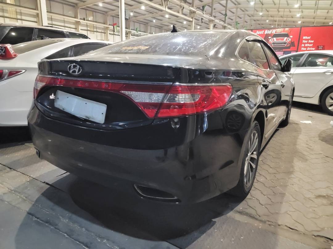 2011 HYUNDAI GRANDEUR — 251868 KM — Lot BBA084987 — Main - Marhaba Auctions Used Cars - Image 3
