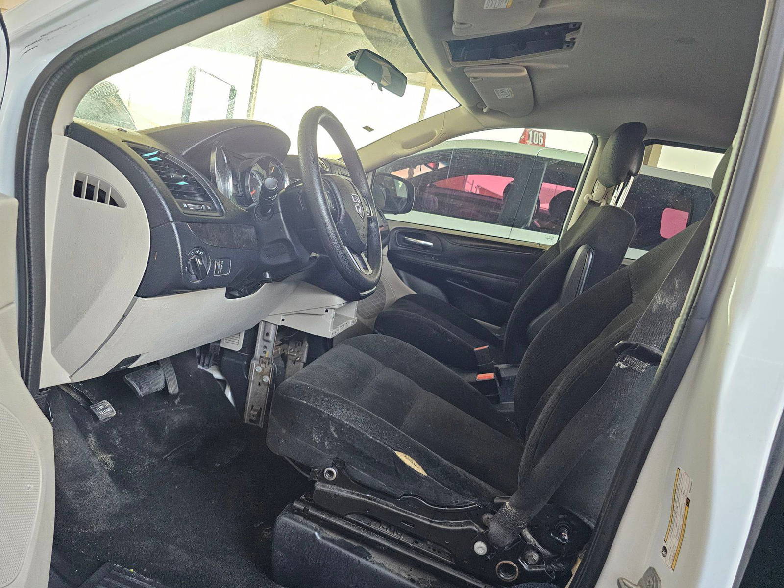 DODGE GRAND CARAVAN 2016 - Marhaba Auction Used Cars - Image 9