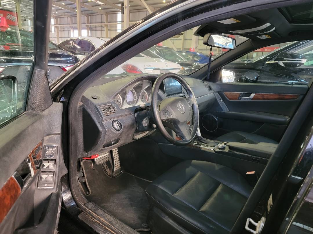 2010 MERCEDES BENZ C300 — 125194 Miles — Lot A397699 — Main - Marhaba Auctions Used Cars - Image 9