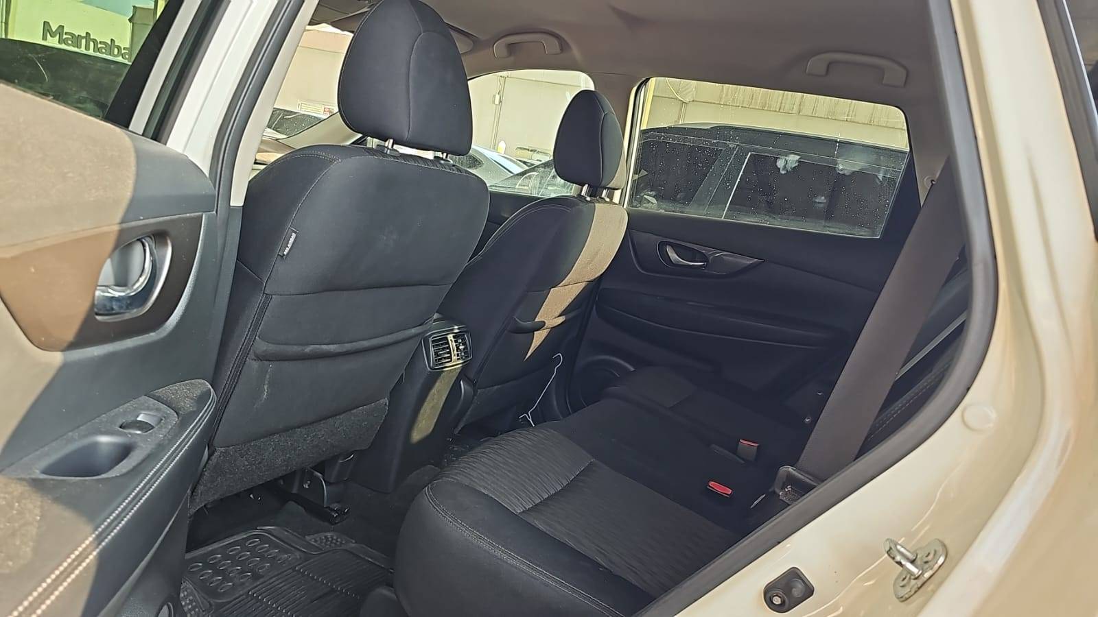 2017 NISSAN ROGUE — 78758 KM — Lot HC817040 — Souq - Marhaba Auctions Used Cars - Image 7