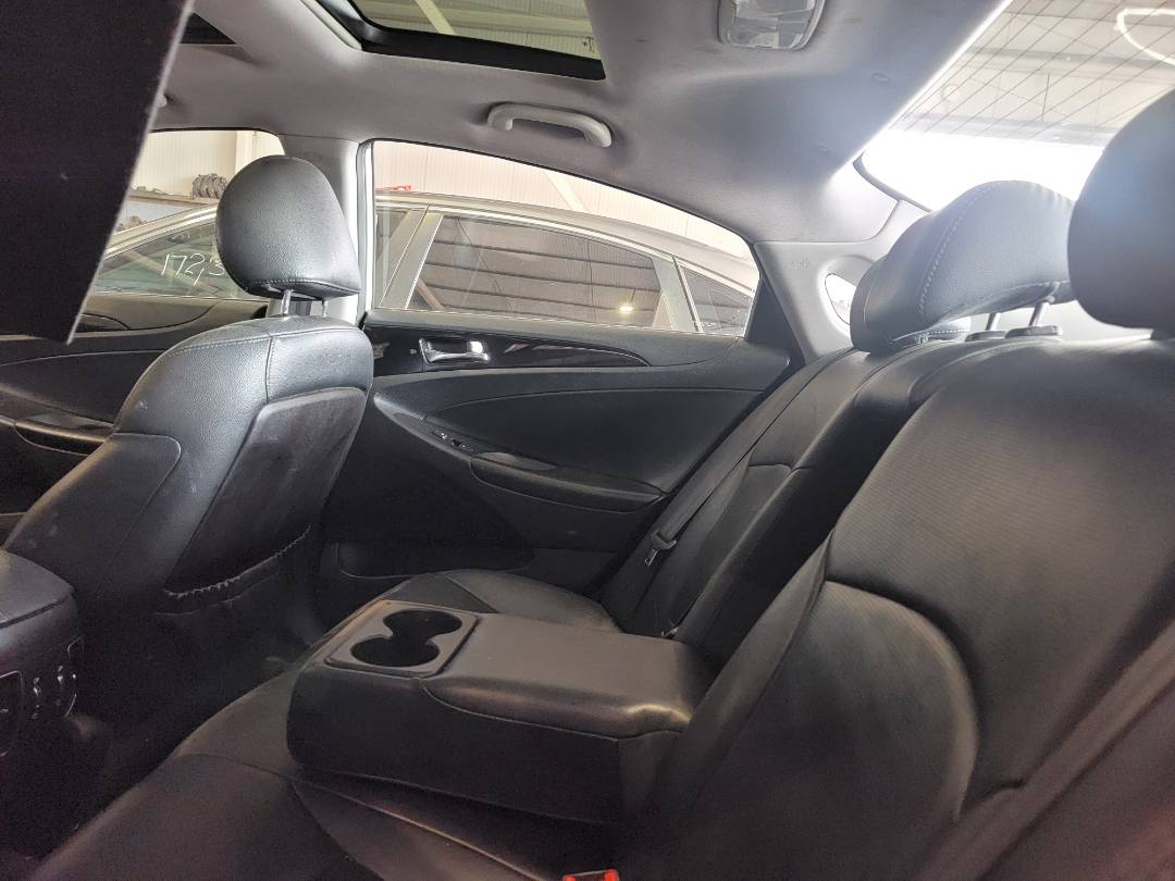 2013 HYUNDAI SONATA — 213125 Miles — Lot 231093 — Main - Marhaba Auctions Used Cars - Image 7