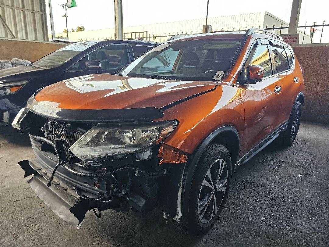 NISSAN ROGUE