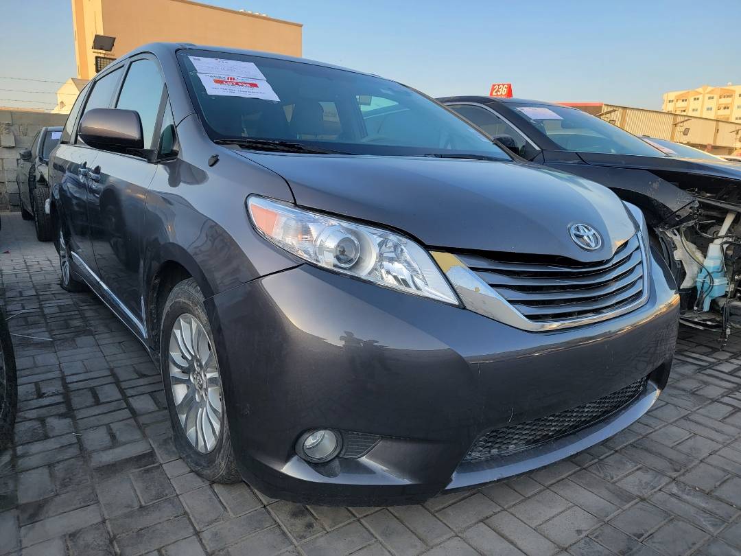 2012 TOYOTA SIENNA — 198759 Miles — Lot S243512 — Main - Marhaba Auctions Used Cars - Image 5