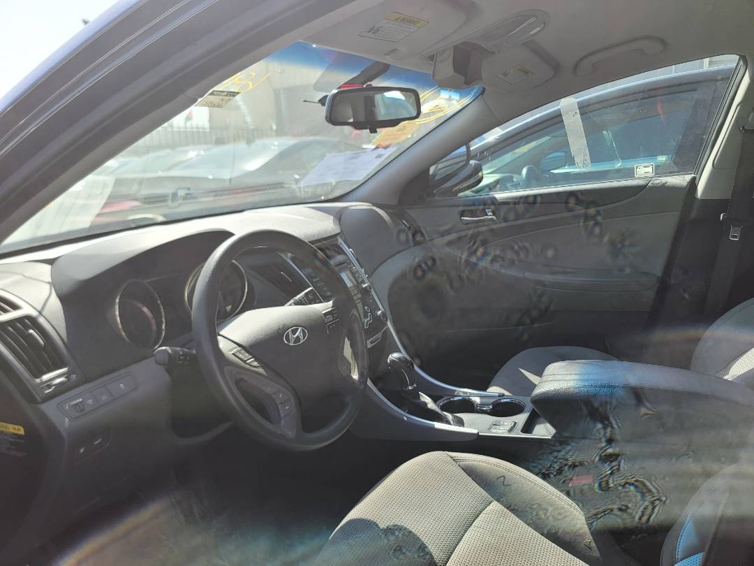 2013 HYUNDAI SONATA — 220645 Miles — Lot 671877 — Main - Marhaba Auctions Used Cars - Image 6