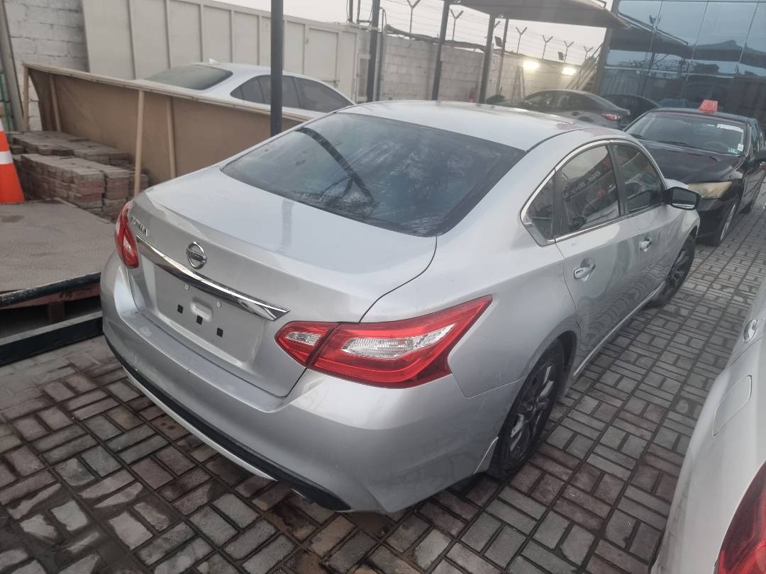 2017 NISSAN ALTIMA — 143812 Miles — Lot 317947 — Ind. 12 - Marhaba Auctions Used Cars - Image 3