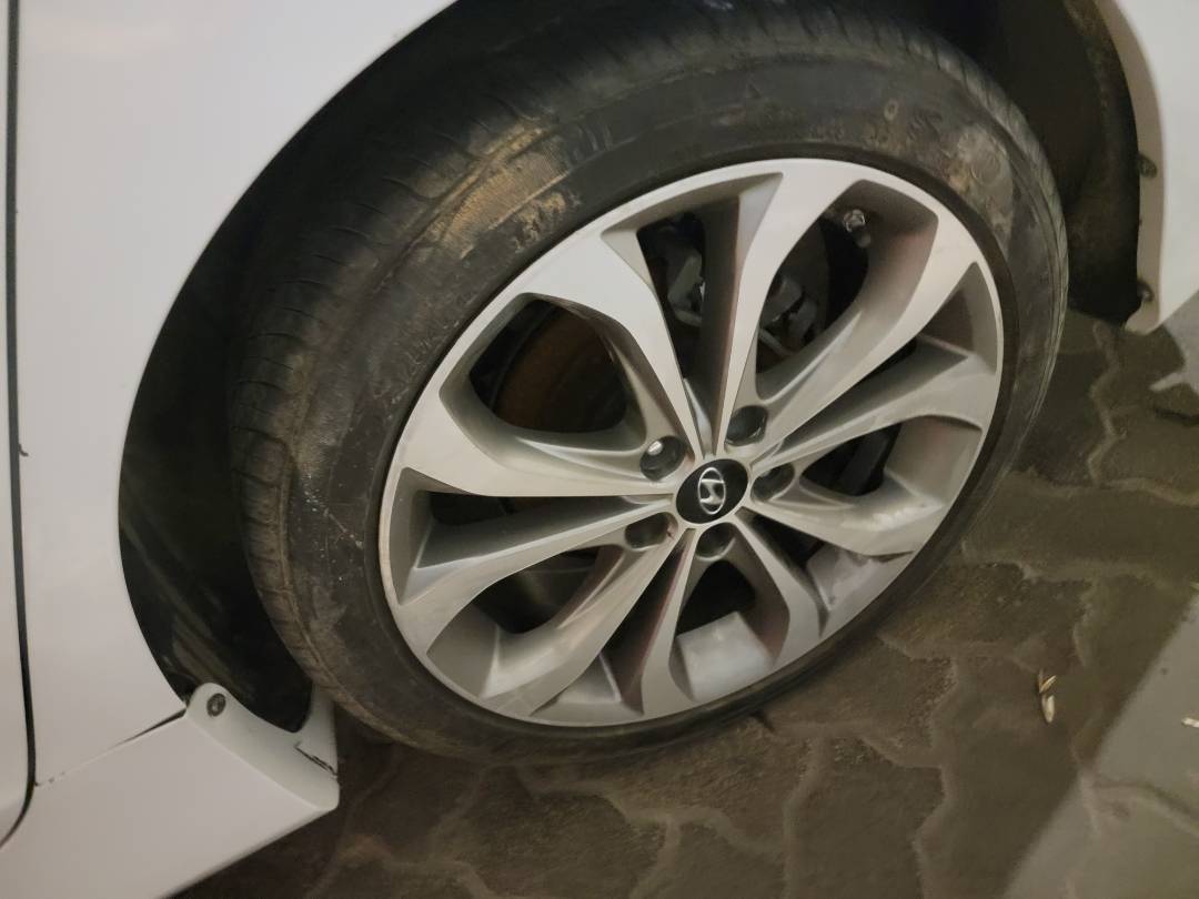 2014 HYUNDAI SONATA — 129611 Miles — Lot EH842062 — Main - Marhaba Auctions Used Cars - Image 8