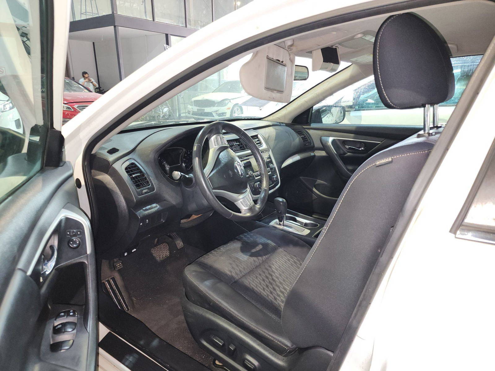 2017 NISSAN ALTIMA — 171065 Miles — Lot 46154585 — Al Quoz - Marhaba Auctions Used Cars - Image 9