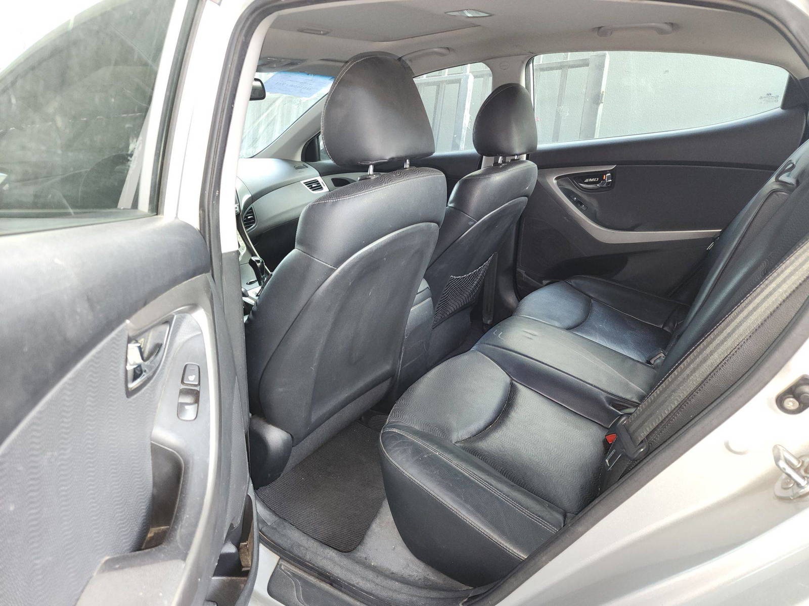 2012 HYUNDAI AVANTE — 230272 KM — Lot 194431 — Al Quoz - Marhaba Auctions Used Cars - Image 7
