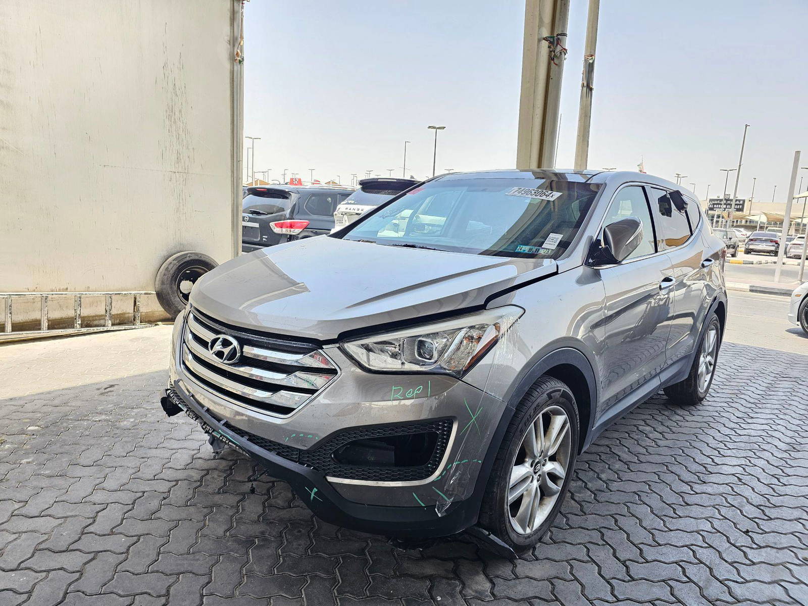 2013 HYUNDAI SANTA FE — 178091 Miles — Lot 74963064 — Souq - Marhaba Auctions Used Cars - Image 5