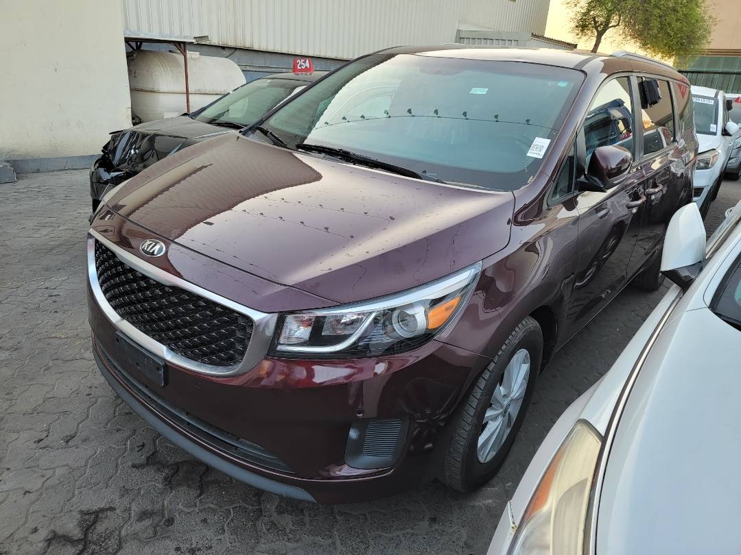 2017 KIA SEDONA — 156431 Miles — Lot H6242644 — Main - Marhaba Auctions Used Cars - Image 4