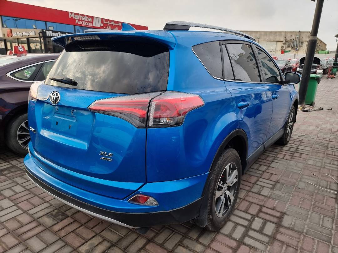 2018 TOYOTA RAV4 — 114863 KM — Lot 215487 — Main - Marhaba Auctions Used Cars - Image 4