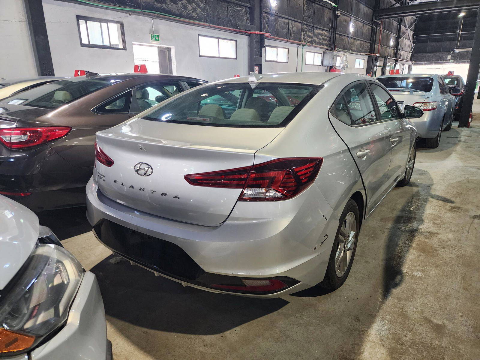 HYUNDAI ELANTRA 2019 - Marhaba Auction Used Cars - Image 3