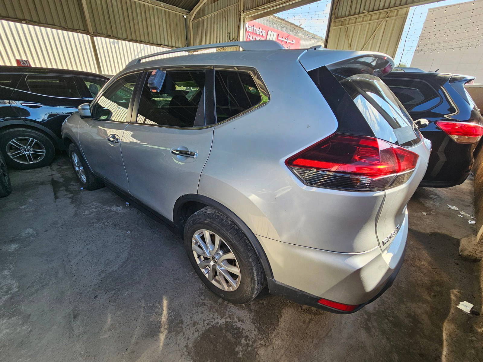 2018 NISSAN ROGUE — 101118 Miles — Lot 80459335 — Souq - Marhaba Auctions Used Cars - Image 6